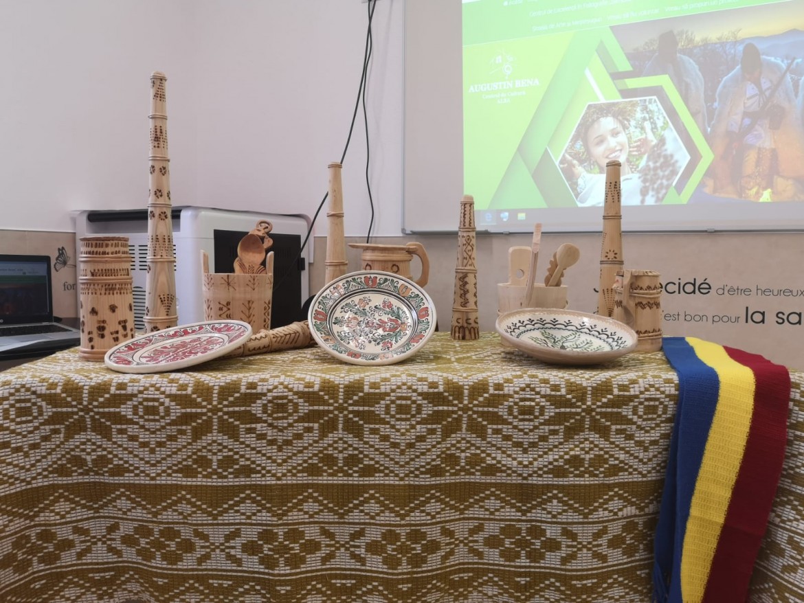 „Caravana Etnografică”, un nou proiect cultural lansat la școala „smart” de la Ciugud